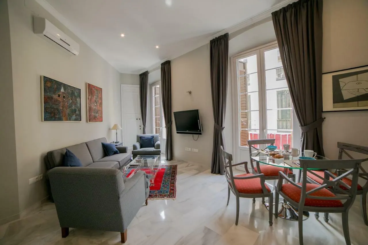 Apartamento Itaca مالقة